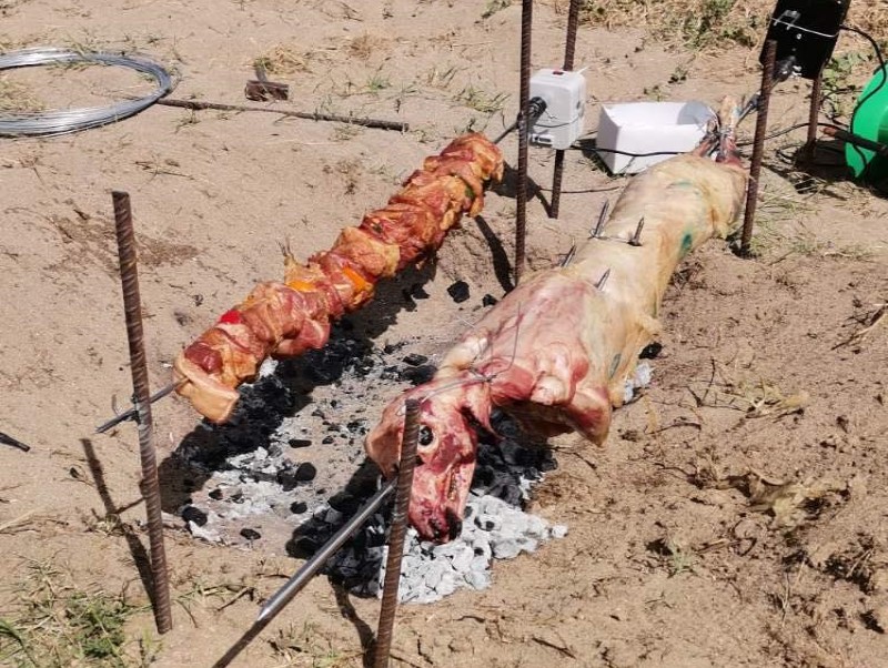 Οικογενειακά περάσαν το Πάσχα στην Ρόδο μας (photos)