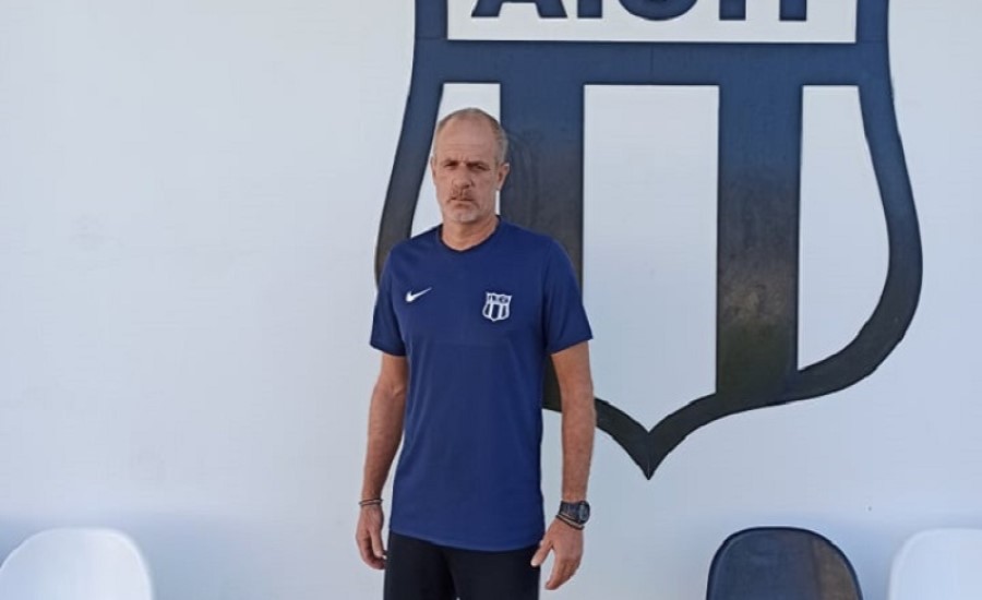 ΑΕ Νεάπολης: Επαφές με Ανωγειανάκη