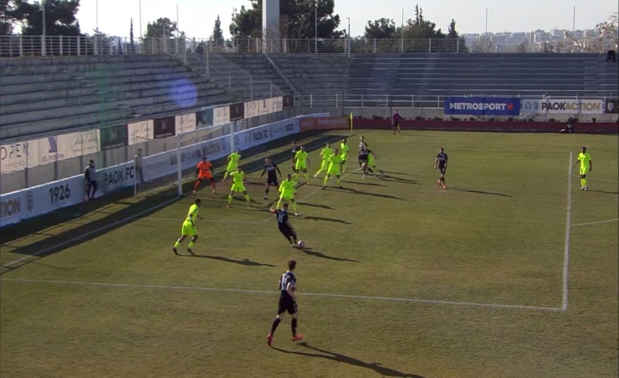 Super League 2: Το φοβερό σουτ του Χατζηστραβού – Δοκάρι για ΠΑΟΚ Β!