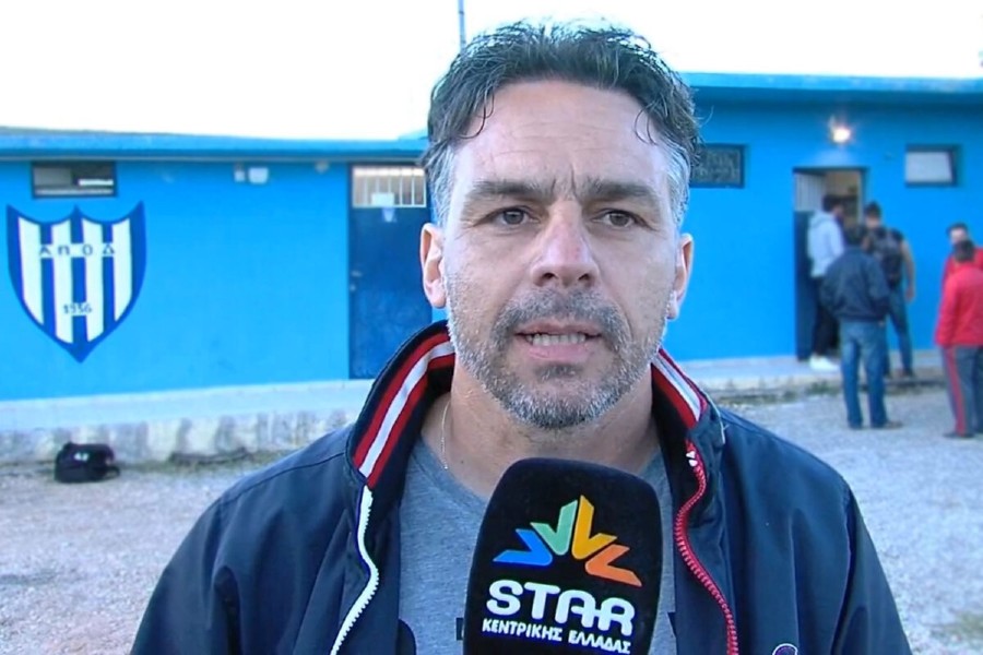 Θρήνος στο ελληνικό ποδόσφαιρο – «Έσβησε» σε φιλικό παλαιμάχων ο Κώστας Γκαλαμέλος