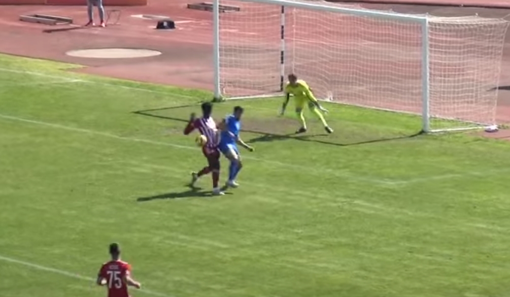 Super League 2: Η φάση που έβαλε «φωτιά» στο Καβάλα-Ολυμπιακός Β – Φώναξαν για πέναλτι οι «Αργοναύτες»