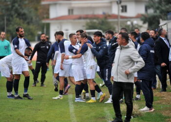 Super League 2: Πλήρωσε και παίρνει πίσω τους βαθμούς ο Απόλλωνας Λάρισας
