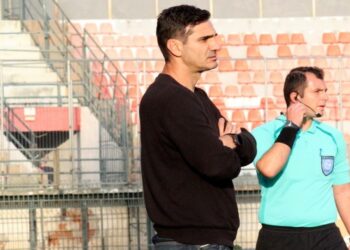 Ελευθερόπουλος: «Πρέπει να αντέξουμε το βάρος του πρωταθλητισμού»