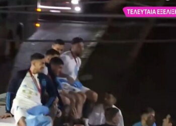 Τρόμος στη φιέστα της Αργεντινής – Παραλίγο τραγωδία για Μέσι από καλώδιο ρεύματος