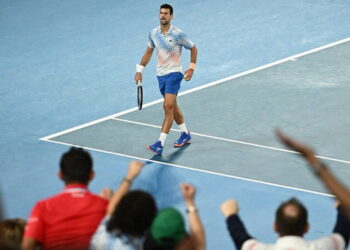 Australian Open: Λύγισε στον τελικό ο Τσιτσιπάς, ασταμάτητος ο Τζόκοβιτς