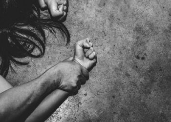 Νεαρή γυναίκα κατήγγειλε για βιασμό πασίγνωστο ποδοσφαιριστή!