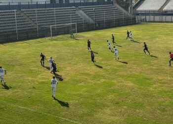Super League 2: Πρωτιά με «τριάρα» για Καλαμάτα που άλωσε το Αιγάλεω!