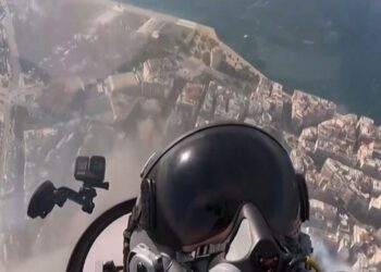 28η Οκτωβρίου: «Μόνο οι ελεύθερες ψυχές κρατάνε ελεύθερες πατρίδες» – Το μήνυμα του πιλότου του F-16 που συγκίνησε όλη την Ελλάδα