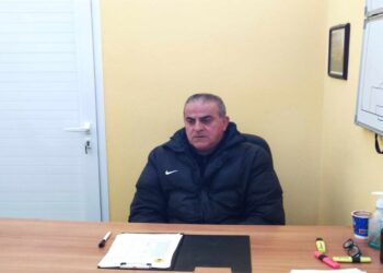 Καμπερίδης: «Μαζί με εμάς άλλες τρεις ομάδες για το πρωτάθλημα»