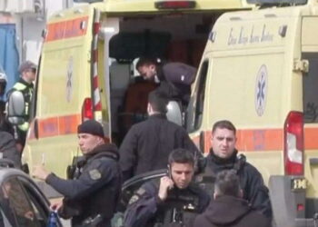 Τραγωδία στη Γλυφάδα: 4 νεκροί από την εισβολή ενόπλου σε ναυτιλιακή –  Αυτοκτόνησε ο δράστης – Βίντεο