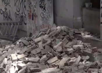 Πώς συνέβη η τραγωδία στον Πειραιά – Οι λόγοι που κατέρρευσε το κτίριο
