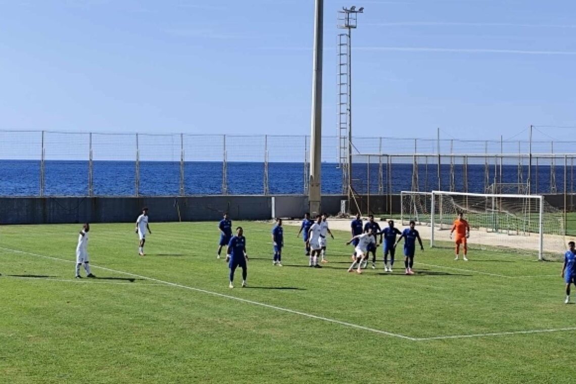 «Σεφτέ» στις νίκες με τριάρα ο Αιγέας Πλωμαρίου σε Πανγυθεατικό