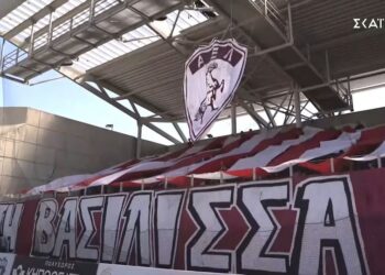 Εντυπωσιακή ατμόσφαιρα στο AEL FC Arena – «Η Βασίλισσα επέστρεψε» – Δείτε βίντεο