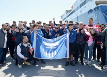 Έγραψε ιστορία η Ελλάς Σύρου – Θερμή υποδοχή στην Ερμούπολη για την SL2 – Φωτογραφίες και βίντεο