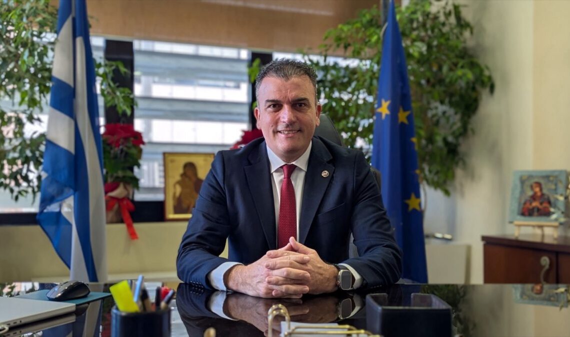 Τι λέει ο πολιτικός κόσμος για την άνοδο της ΑΕΛ στη Super League