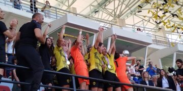 Σήκωσε το Κύπελλο στο Πανθεσσαλικό η ΑΕΚ (2-0) – Ονειρική χρονιά με νταμπλ για την Ένωση!