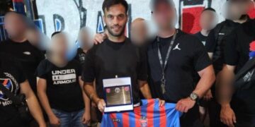 Βράβευσαν Γροντή οι «Πάνθηρες» – «Τίμησες το σήμα και τη φανέλα όσο λίγοι»